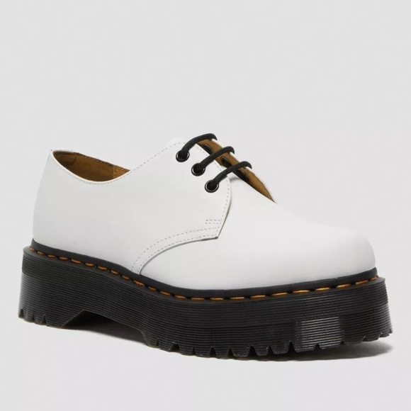 Dr. Martens 1461 SMOOTH White LEATHER PLATFORM Oxford Shoes Women’s 8 Mens 7 - Picture 1 of 16